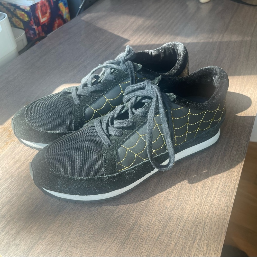 Size 7.5 38 spiderweb Charlotte Olympia sneakers